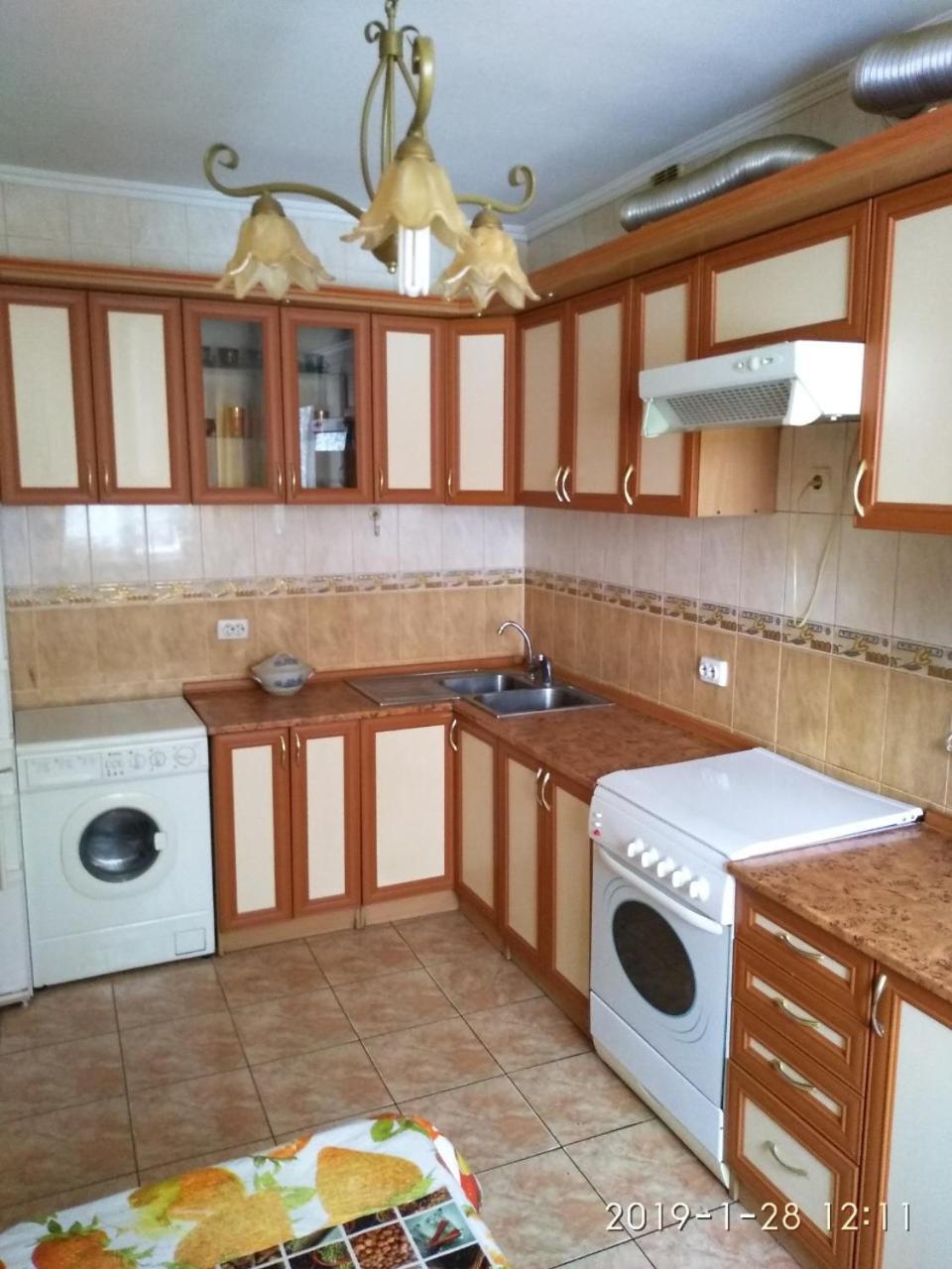 Будинок В Центрі Lutsʼk Esterno foto